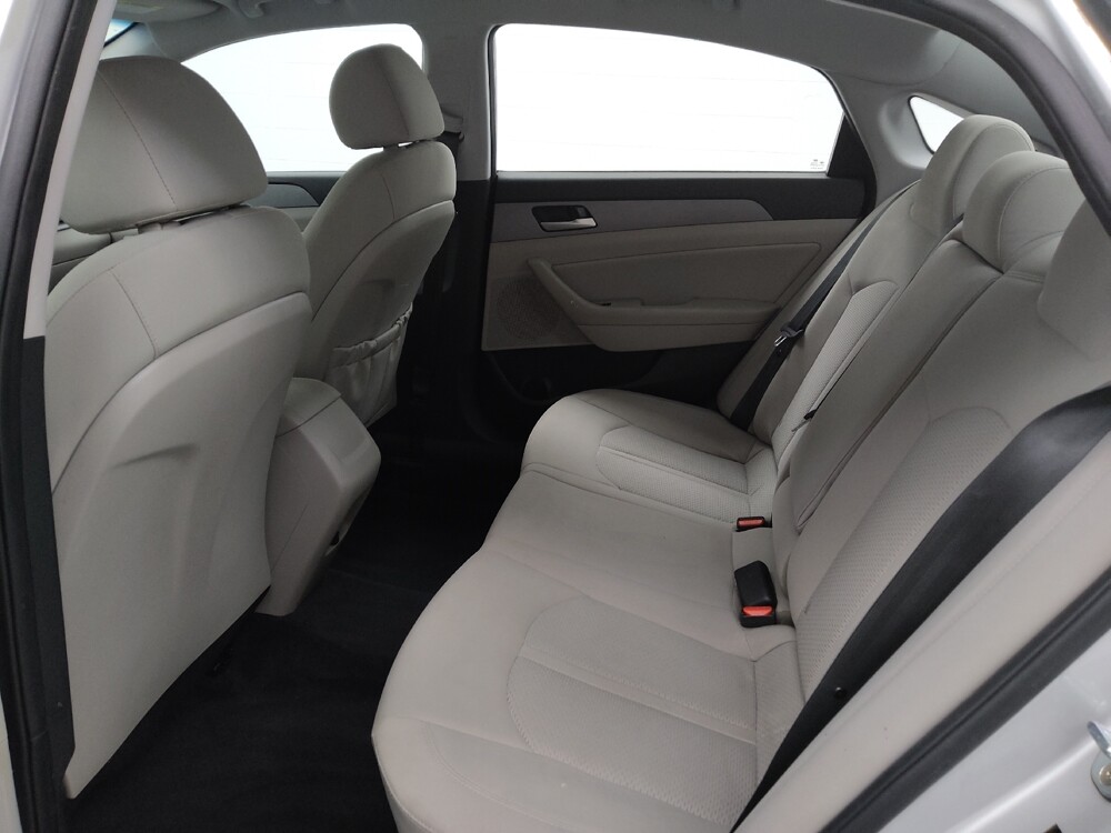 2018 Hyundai Sonata in St. Louis, MO 63125 - 18100360 18