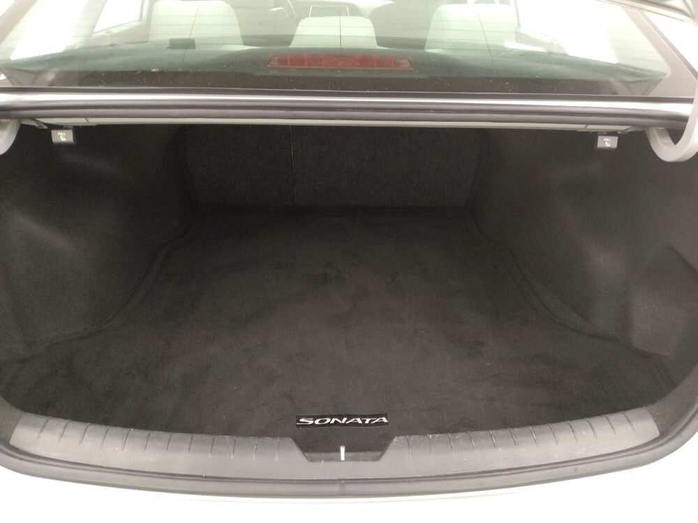 2018 Hyundai Sonata in St. Louis, MO 63125 - 18100360 29