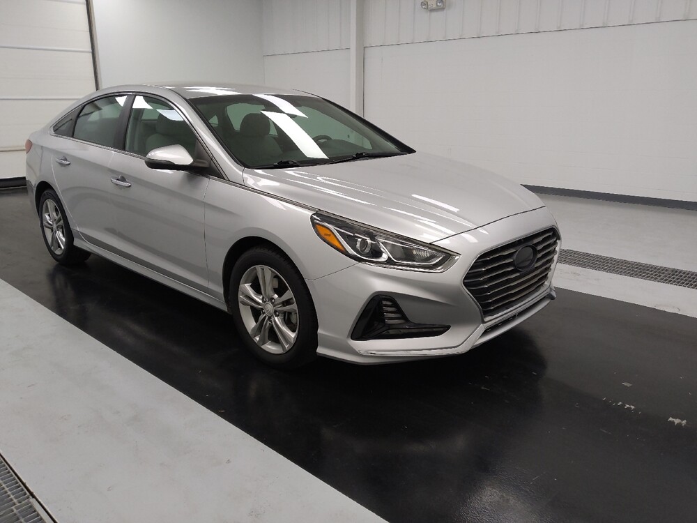 2018 Hyundai Sonata in St. Louis, MO 63125 - 18100360 13