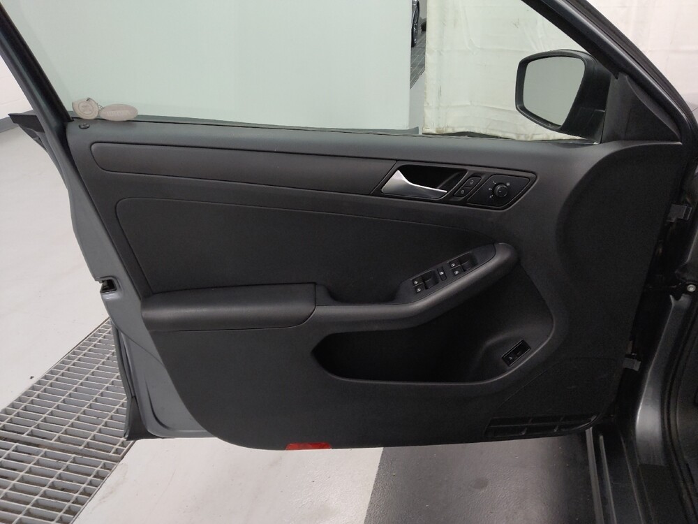 2015 Volkswagen Jetta in St. Louis, MO 63125 - 18100361 27