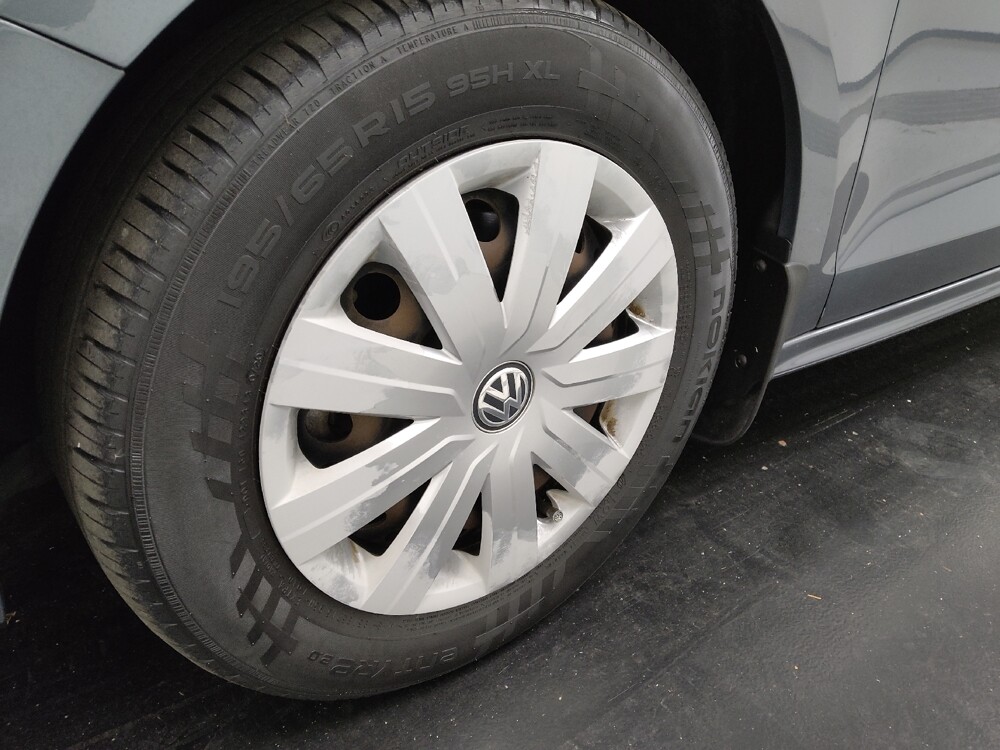 2015 Volkswagen Jetta in St. Louis, MO 63125 - 18100361 31