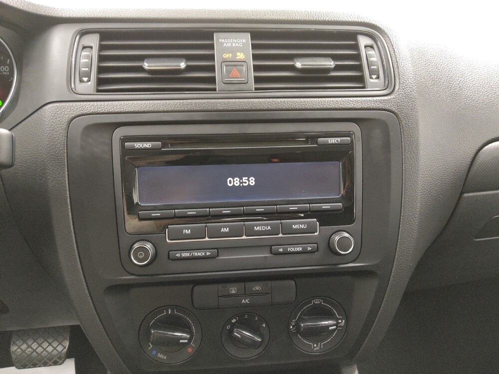 2015 Volkswagen Jetta in St. Louis, MO 63125 - 18100361 25