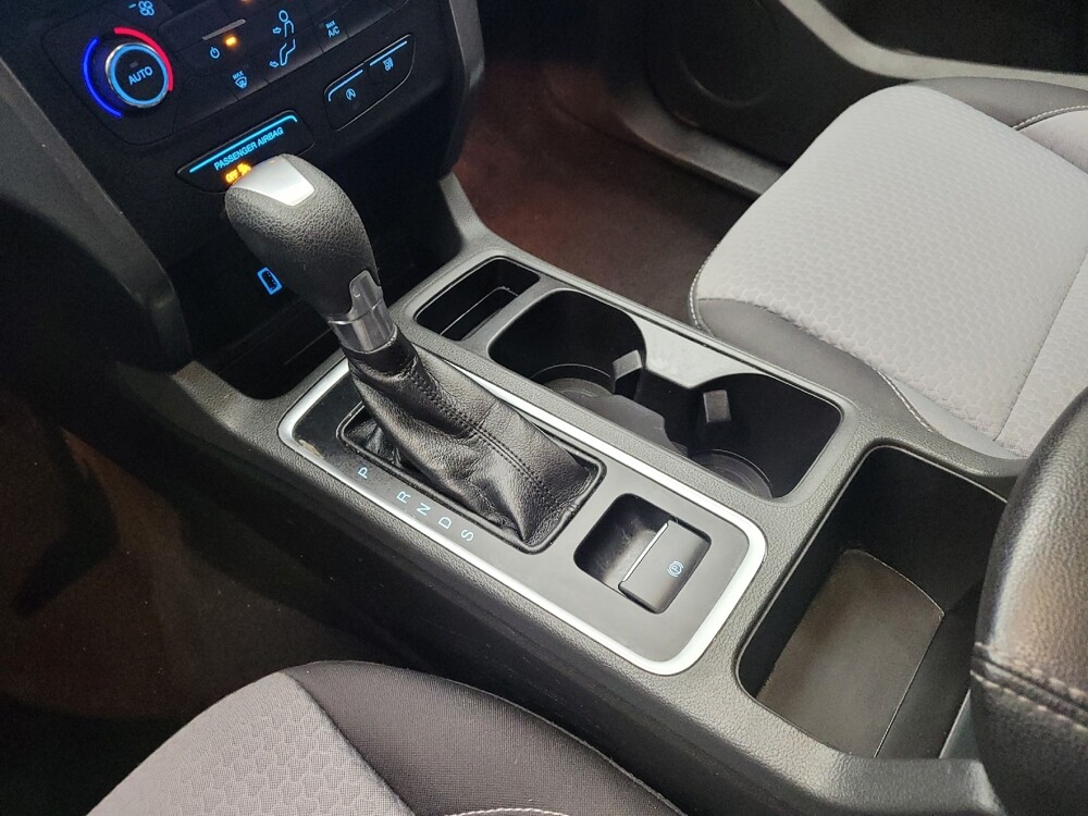 2017 Ford Escape in Springfield, MO 65807 - 18100362 26