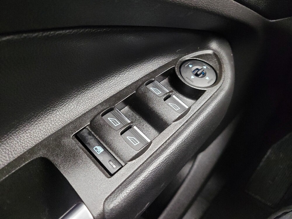 2017 Ford Escape in Springfield, MO 65807 - 18100362 27