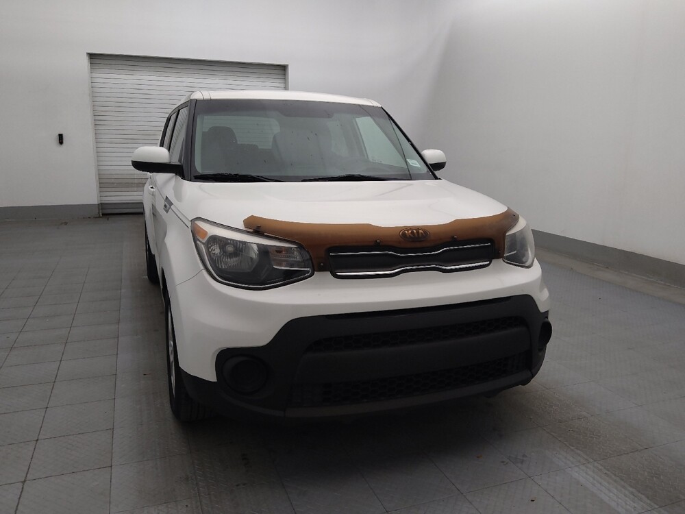 2018 Kia Soul in Clearwater, FL 33764 - 18100363 14