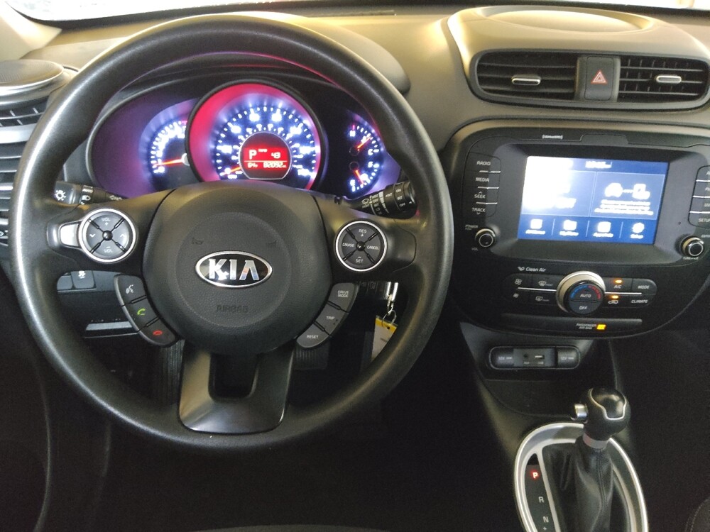 2018 Kia Soul in Clearwater, FL 33764 - 18100363 22