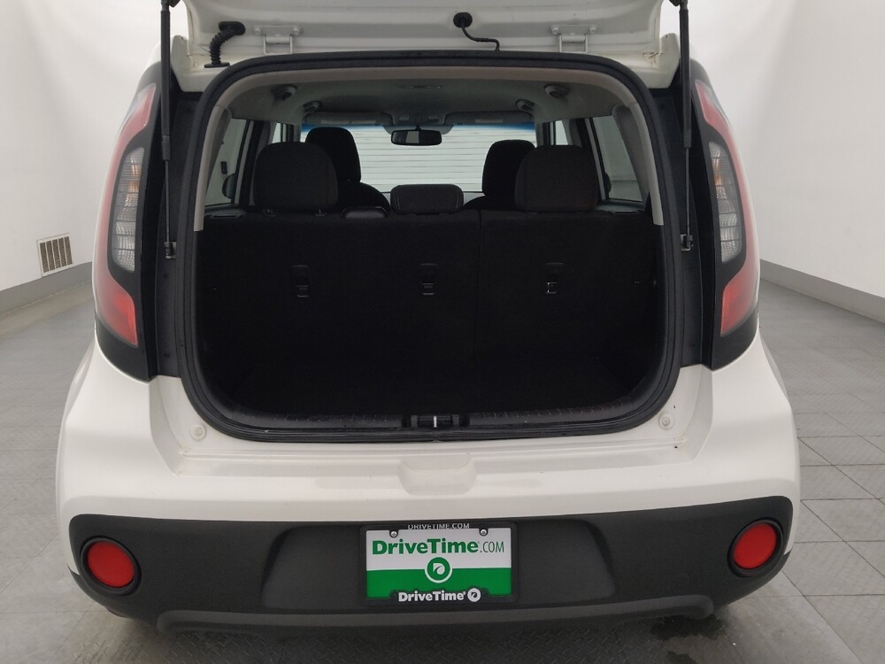 2018 Kia Soul in Clearwater, FL 33764 - 18100363 29