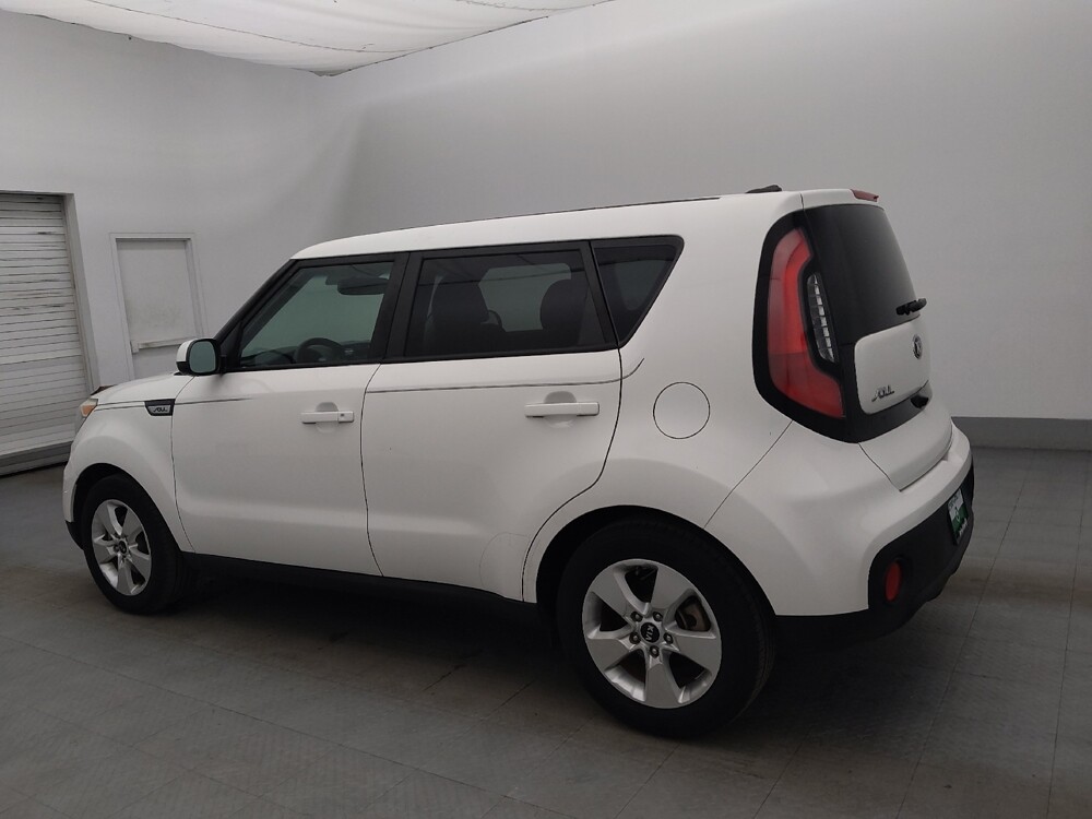 2018 Kia Soul in Clearwater, FL 33764 - 18100363 3