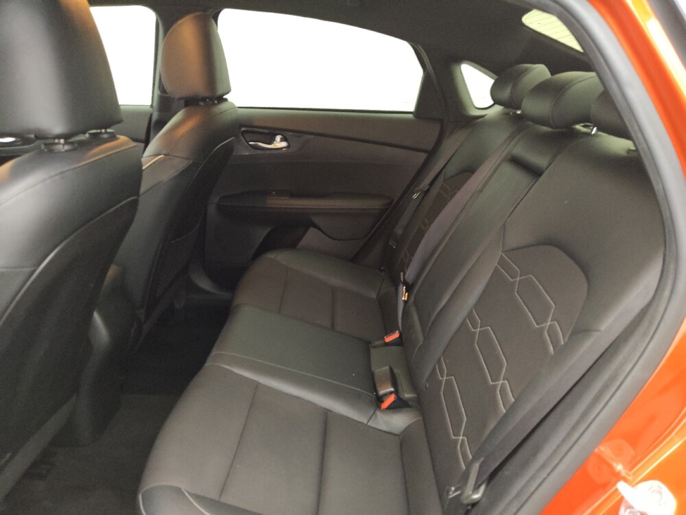 2020 Kia Forte in Clearwater, FL 33764 - 18100364 18