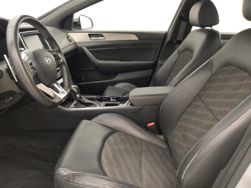 2018 Hyundai Sonata in Clearwater, FL 33764 - 18100369 17
