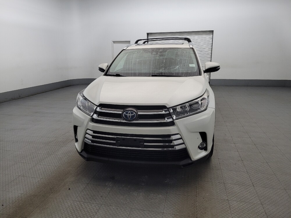 2019 Toyota Highlander in Newport News, VA 23601 - 18100370 15