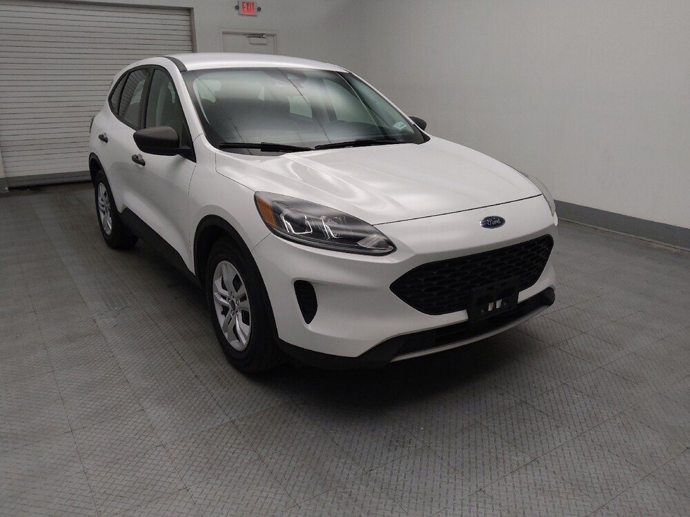 2021 Ford Escape in Peoria, IL 61615 - 18100375 13