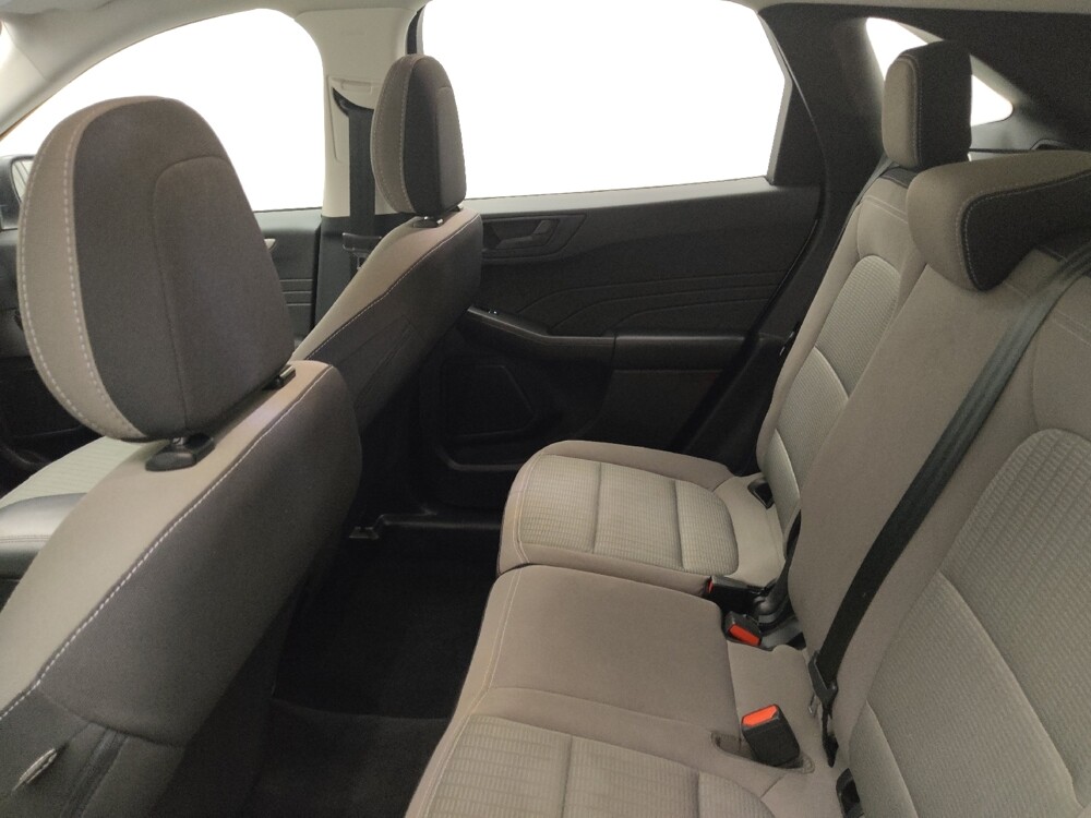 2021 Ford Escape in Peoria, IL 61615 - 18100375 18