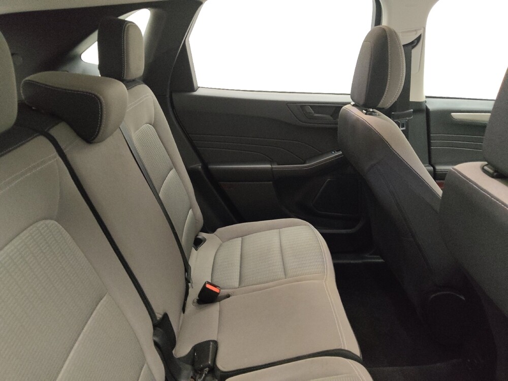 2021 Ford Escape in Peoria, IL 61615 - 18100375 19