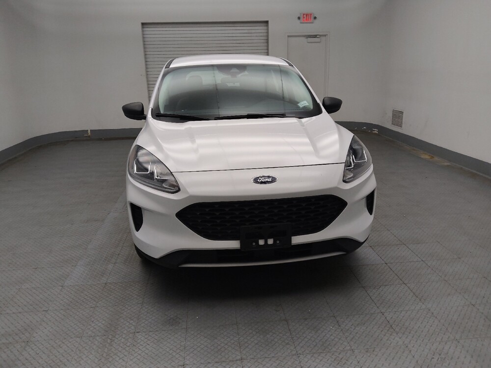 2021 Ford Escape in Peoria, IL 61615 - 18100375 14