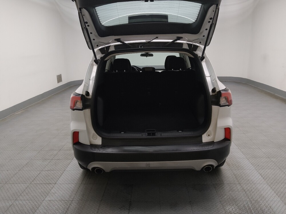 2021 Ford Escape in Peoria, IL 61615 - 18100375 29