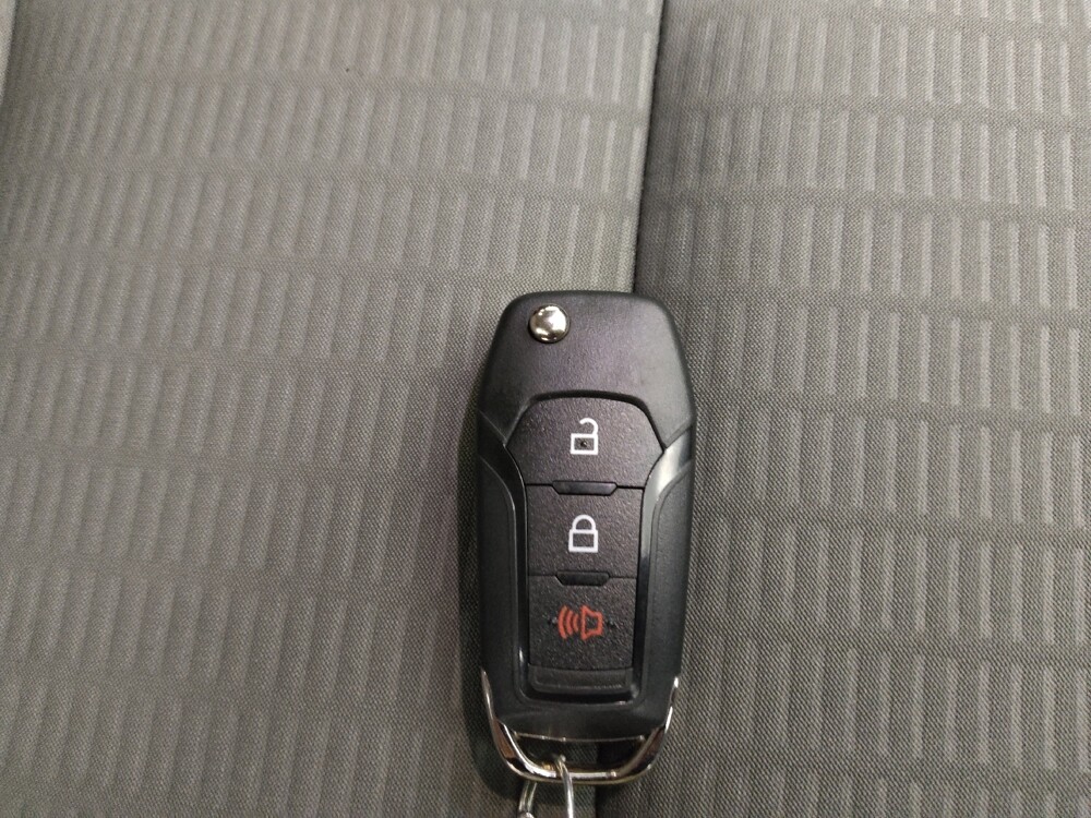 2021 Ford Escape in Peoria, IL 61615 - 18100375 32