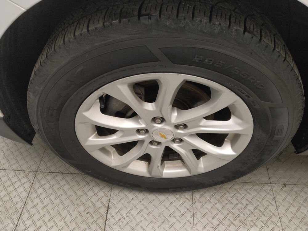 2018 Chevrolet Equinox in Lombard, IL 60148 - 18100376 31