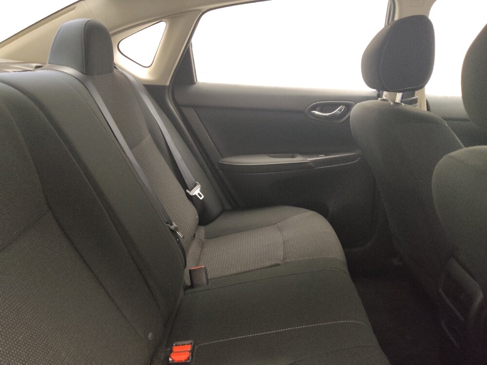 2019 Nissan Sentra in Peoria, IL 61615 - 18100377 19