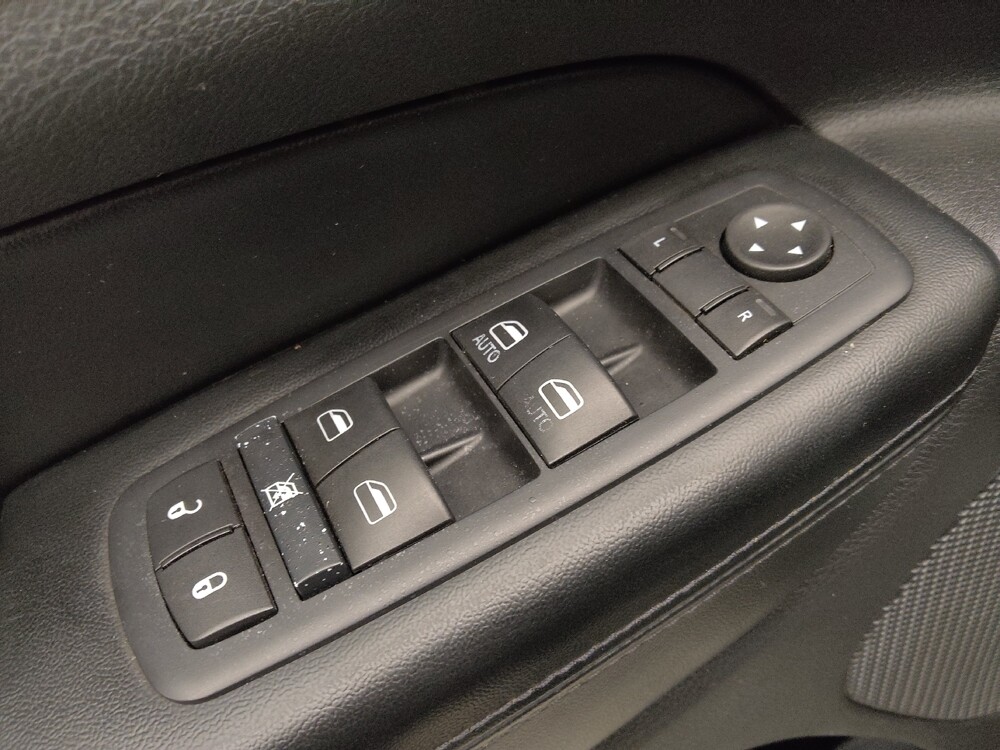 2015 Jeep Grand Cherokee in Denver, CO 80012 - 18100379 27