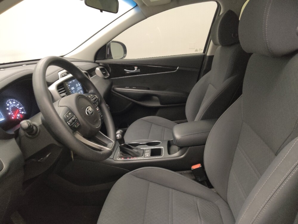 2018 Kia Sorento in Lombard, IL 60148 - 18100380 17