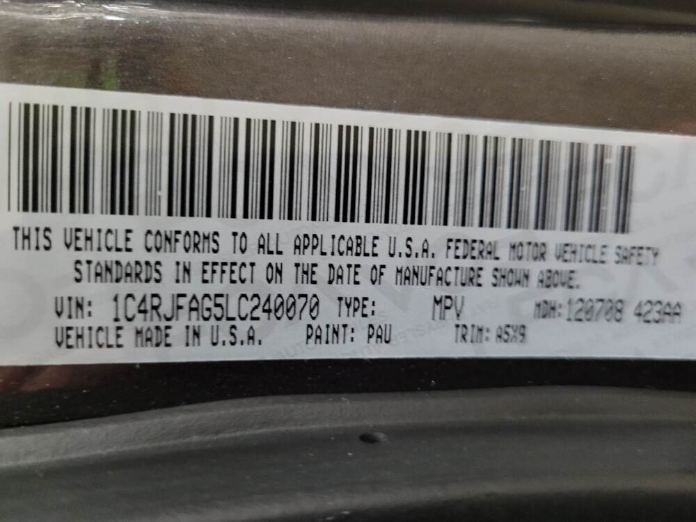 2020 Jeep Grand Cherokee in New Castle, DE 19720 - 18100384 33