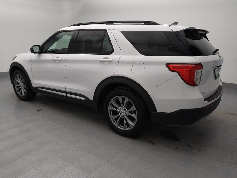 2022 Ford Explorer in Topeka, KS 66611 - 18100386 3
