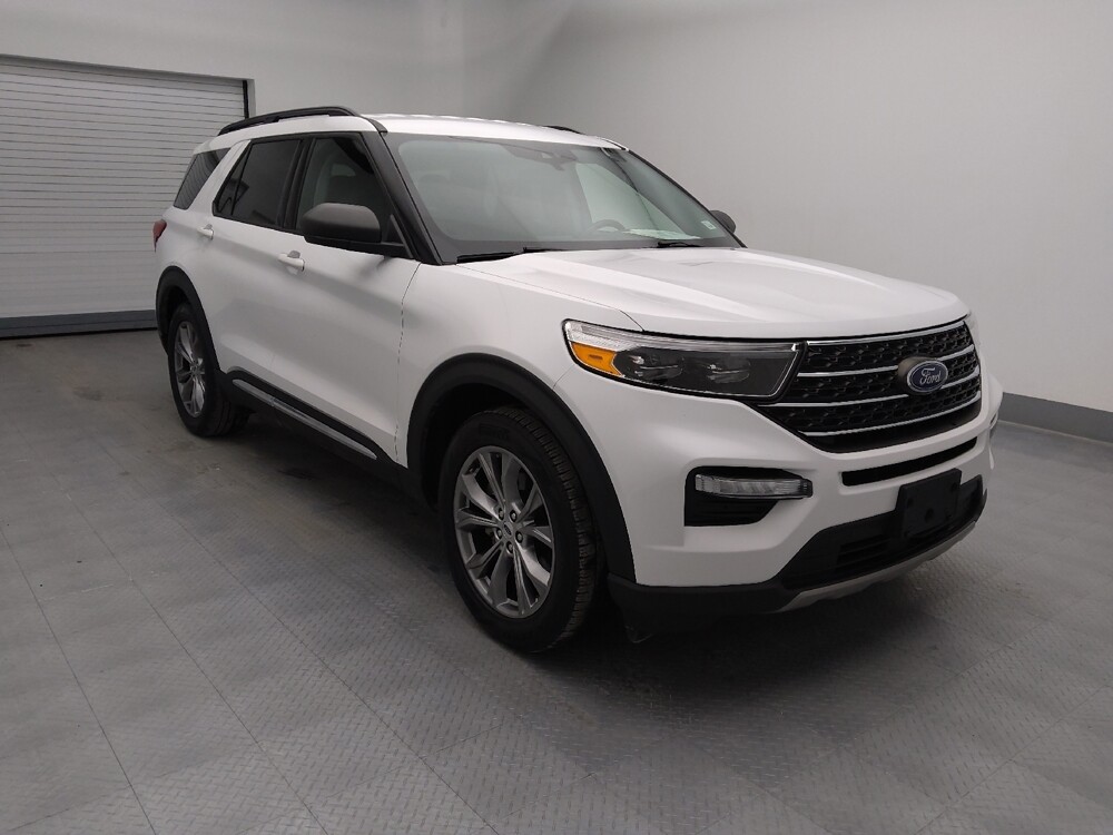 2022 Ford Explorer in Topeka, KS 66611 - 18100386 13