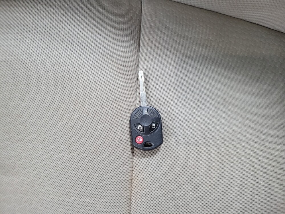 2018 Ford Escape in Langhorne, PA 19047 - 18100387 32