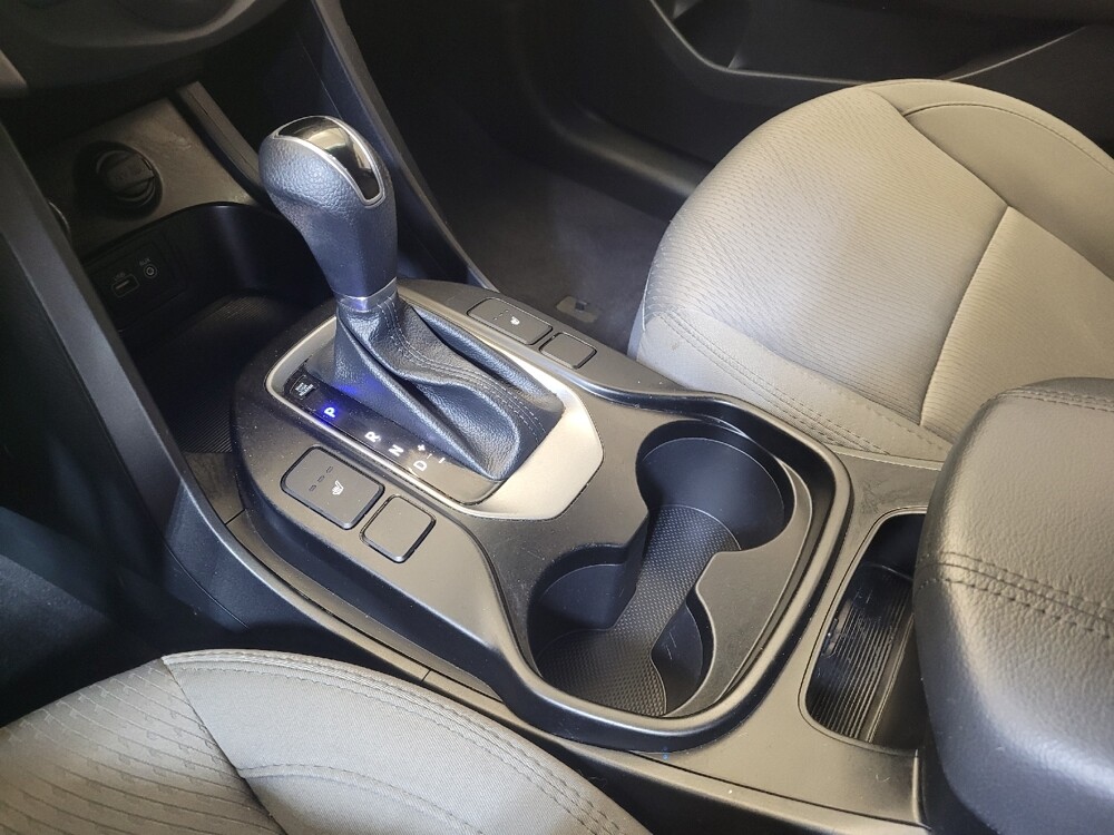 2018 Hyundai Santa Fe in Cincinnati, OH 45255 - 18100393 26