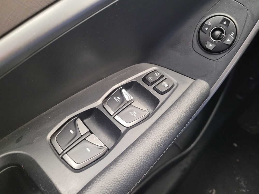 2018 Hyundai Santa Fe in Cincinnati, OH 45255 - 18100393 27