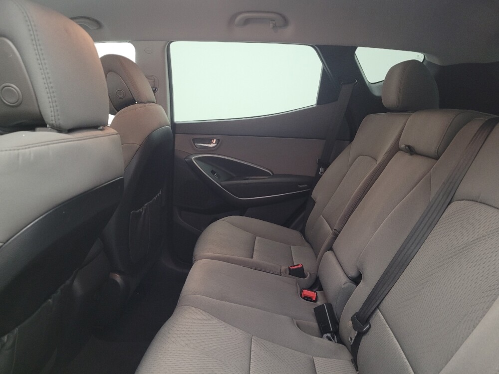 2018 Hyundai Santa Fe in Cincinnati, OH 45255 - 18100393 18