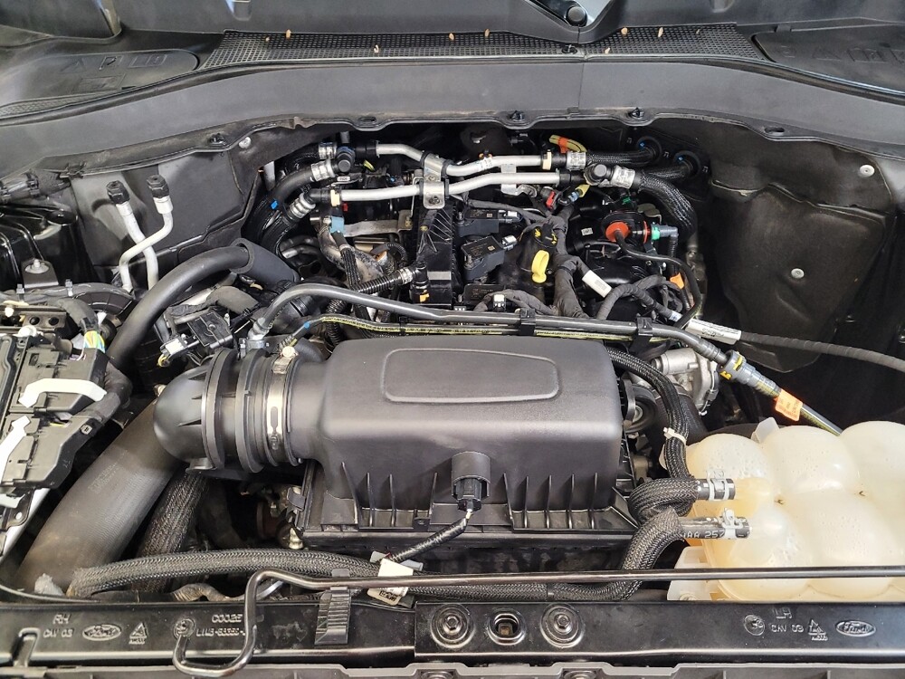 2022 Ford Explorer in Miamisburg, OH 45342 - 18100394 30