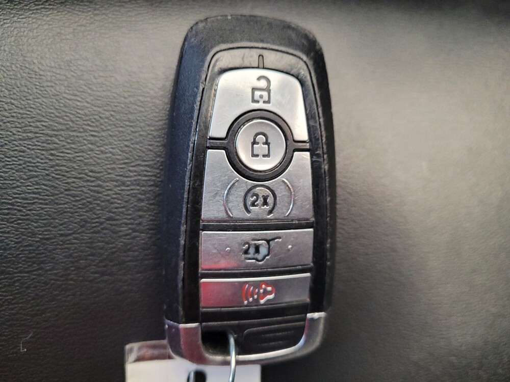 2022 Ford Explorer in Miamisburg, OH 45342 - 18100394 32