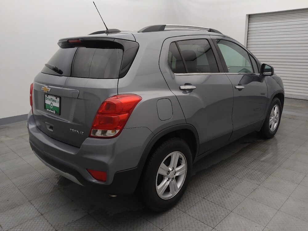 2019 Chevrolet Trax in Houston, TX 77034 - 18100397 9