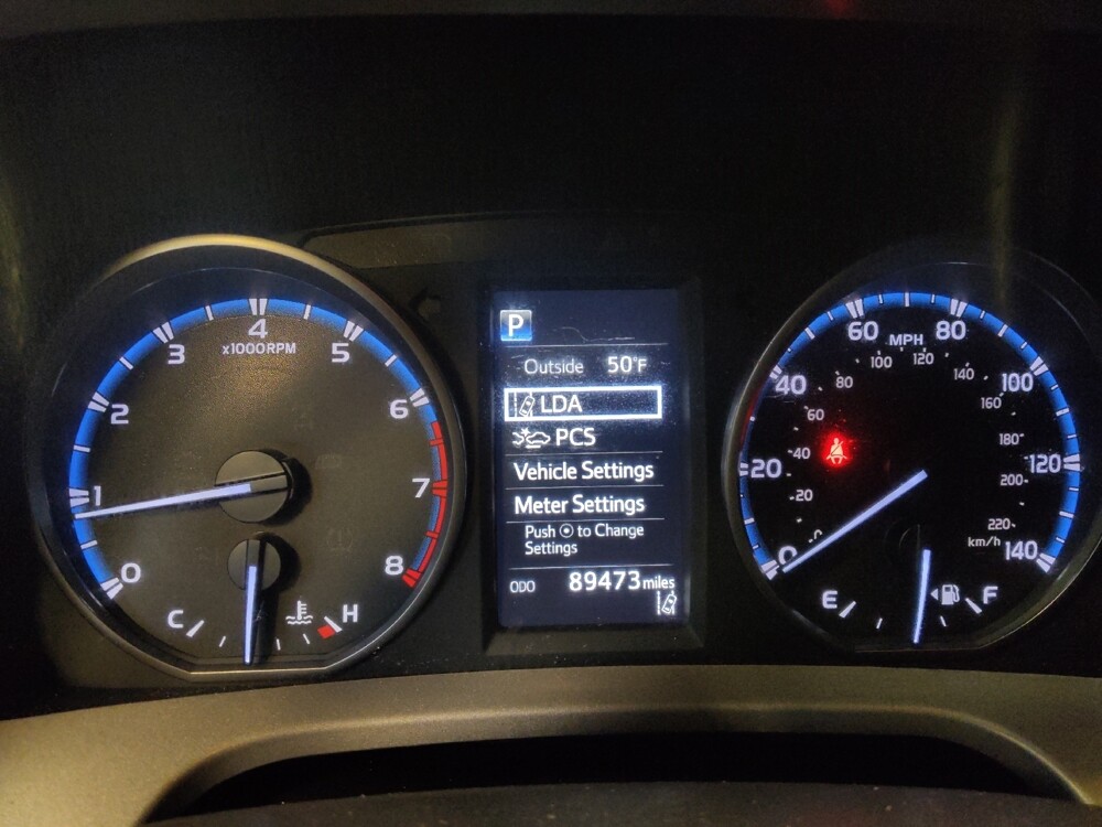 2018 Toyota RAV4 in Albuquerque, NM 87113 - 18100399 23