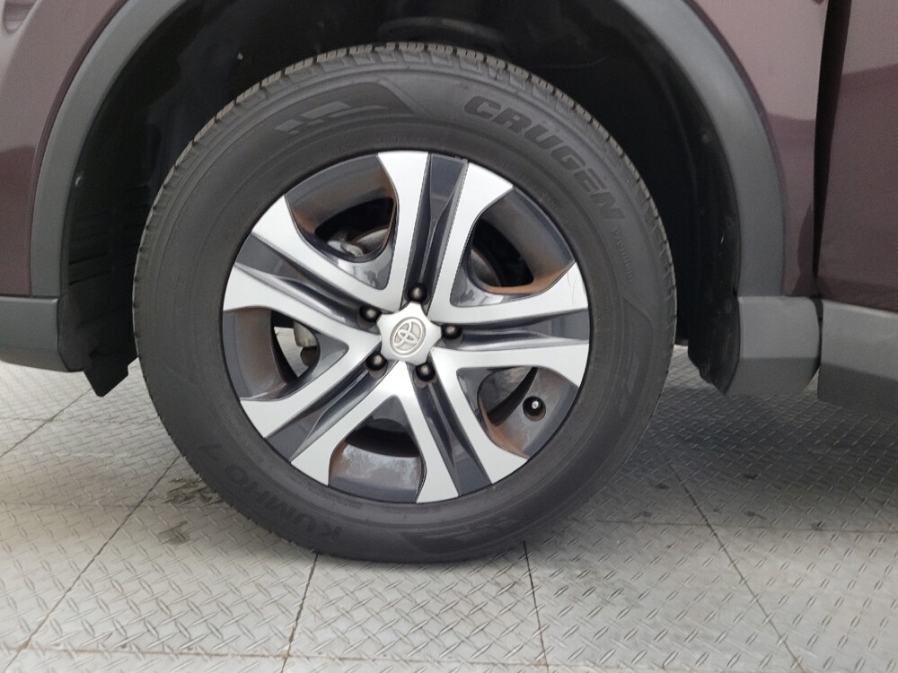 2018 Toyota RAV4 in Albuquerque, NM 87113 - 18100399 31