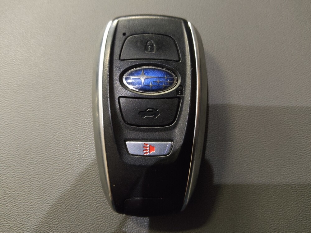 2021 Subaru Legacy in Houston, TX 77034 - 18100402 32