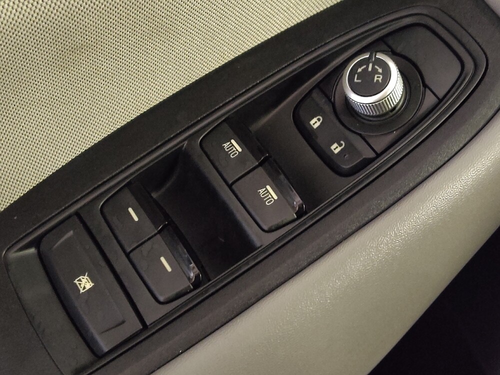 2021 Subaru Legacy in Houston, TX 77034 - 18100402 27