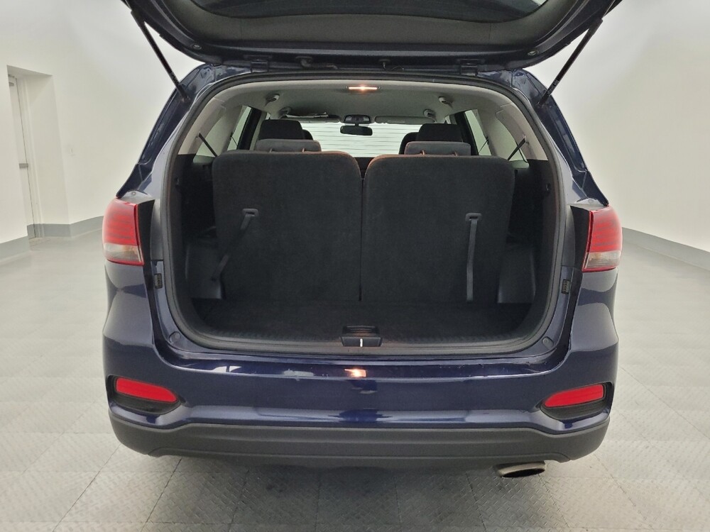 2020 Kia Sorento in Glendale, AZ 85301 - 18100406 29