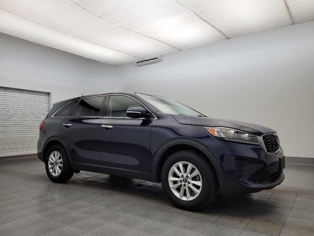 2020 Kia Sorento in Glendale, AZ 85301 - 18100406 11