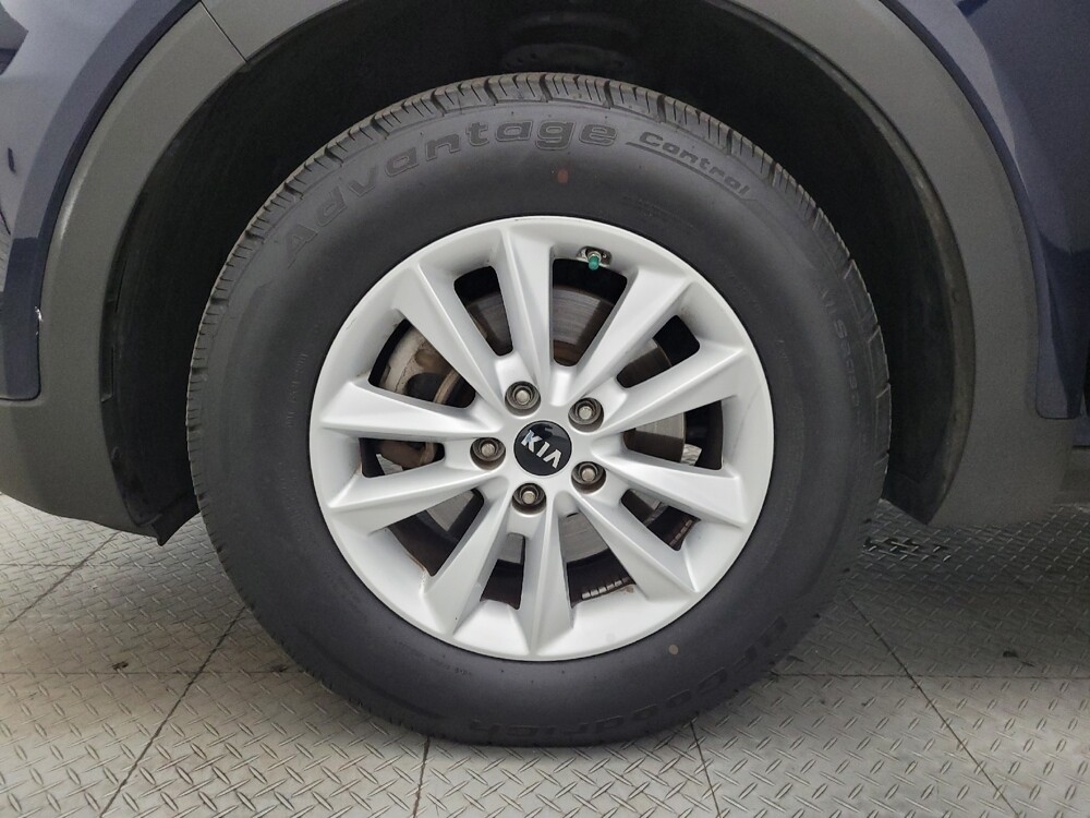 2020 Kia Sorento in Glendale, AZ 85301 - 18100406 31