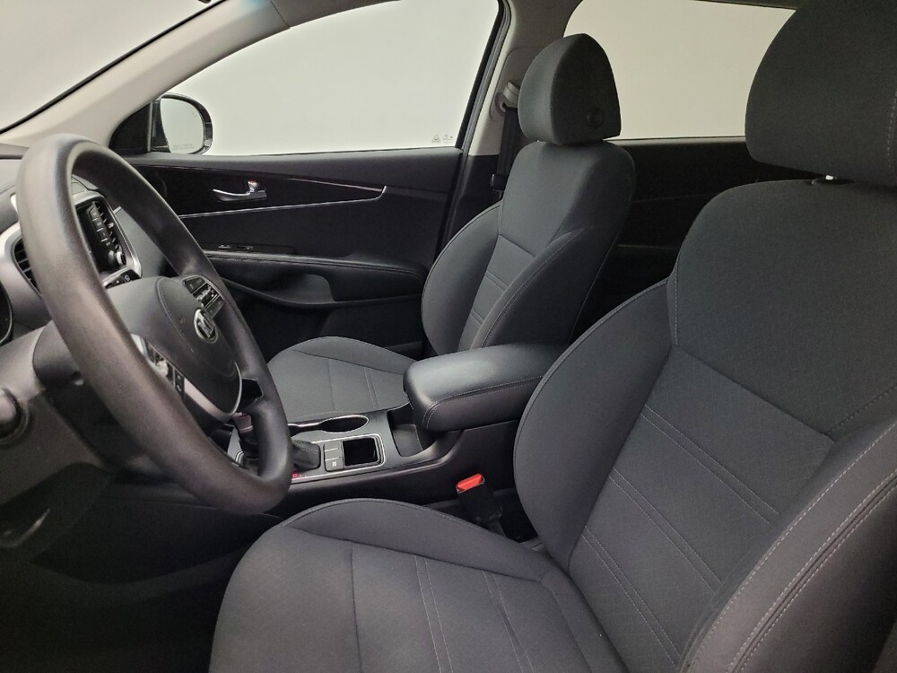 2020 Kia Sorento in Glendale, AZ 85301 - 18100406 17