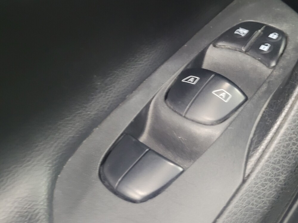 2018 Nissan Altima in Memphis, TN 38115 - 18100415 27