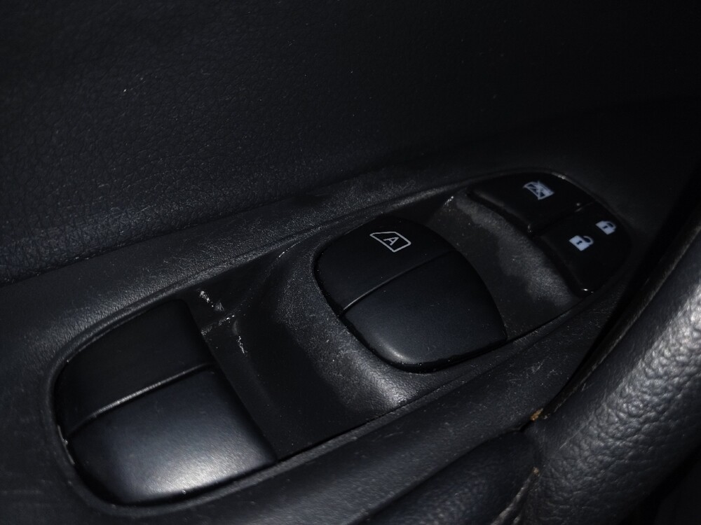 2018 Nissan Rogue in Houston, TX 77034 - 18100419 27