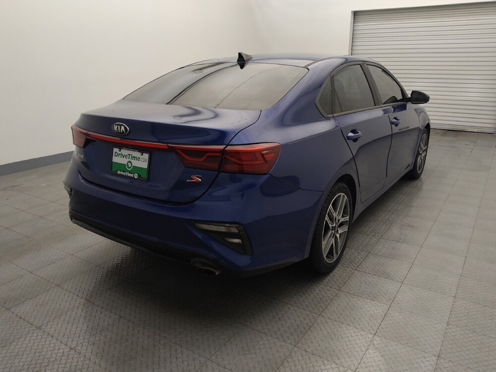 2019 Kia Forte in Houston, TX 77074 - 18100424 7