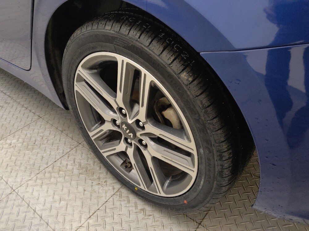 2019 Kia Forte in Houston, TX 77074 - 18100424 31