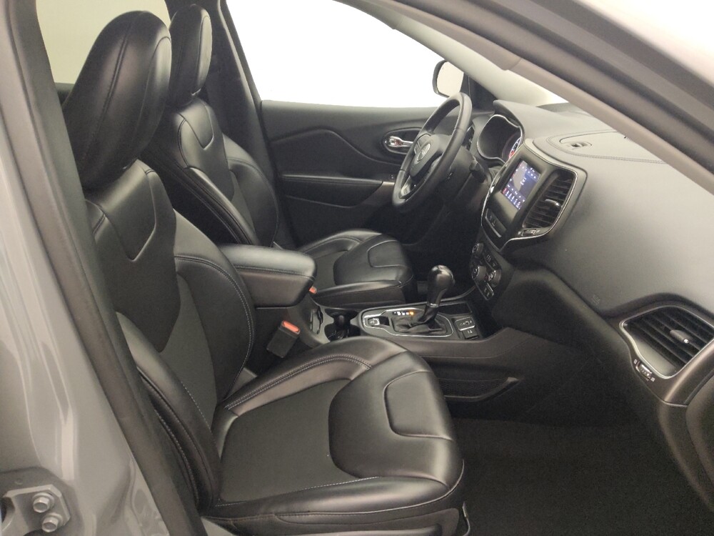 2020 Jeep Cherokee in Houston, TX 77074 - 18100425 21