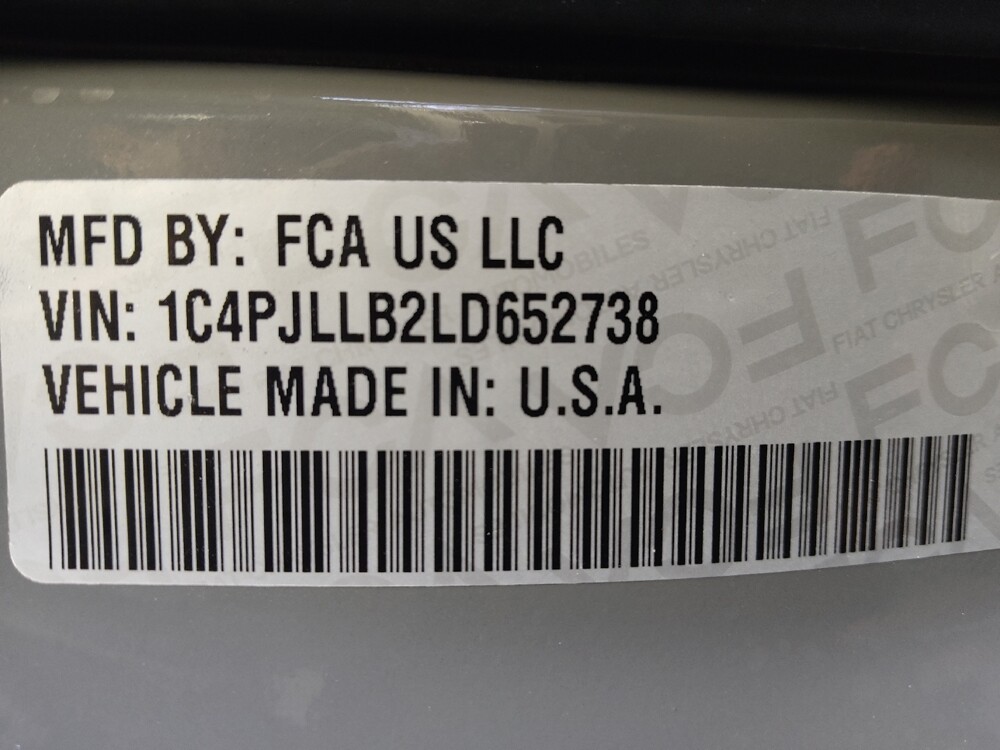 2020 Jeep Cherokee in Houston, TX 77074 - 18100425 33