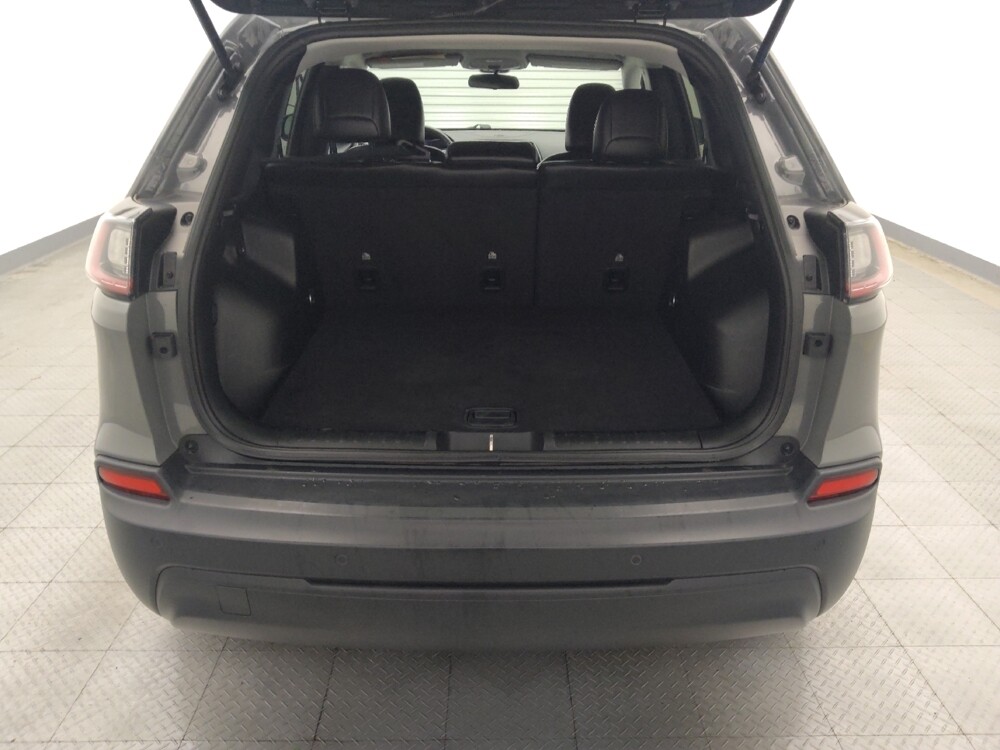 2020 Jeep Cherokee in Houston, TX 77074 - 18100425 29